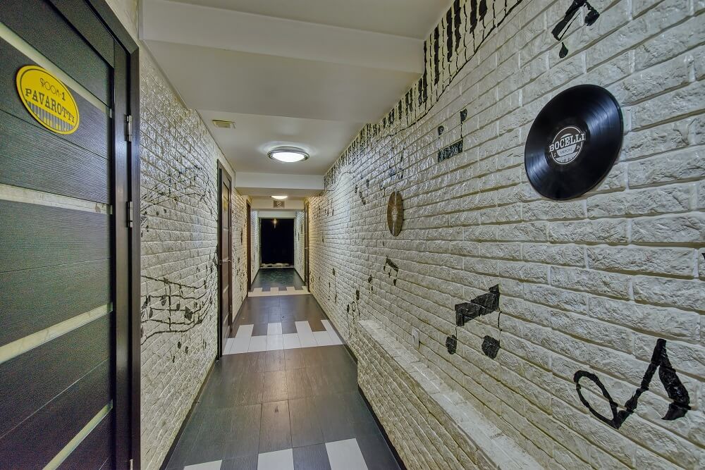 Караоке Bocelli -Интерьерная фотосъёмка  в Алматы