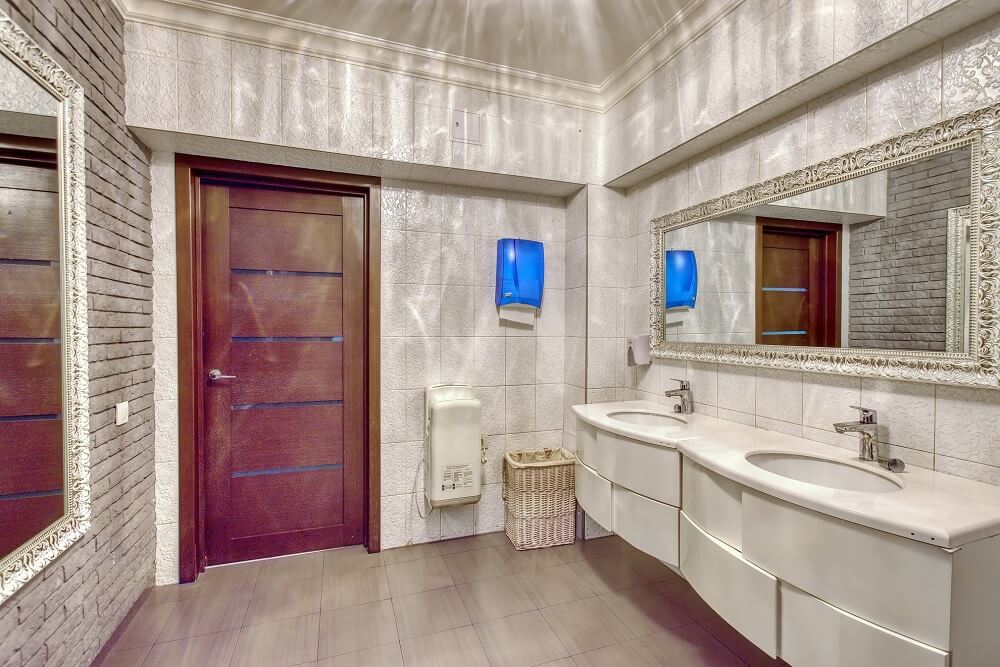 Караоке Bocelli -Интерьерная фотосъёмка  в Алматы