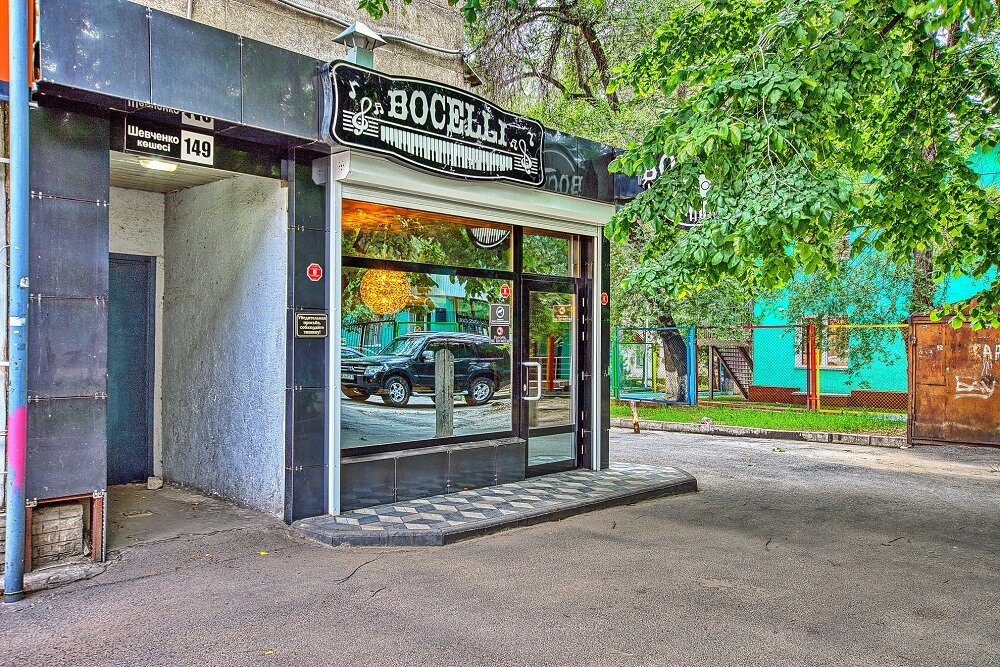 Караоке Bocelli -Интерьерная фотосъёмка  в Алматы